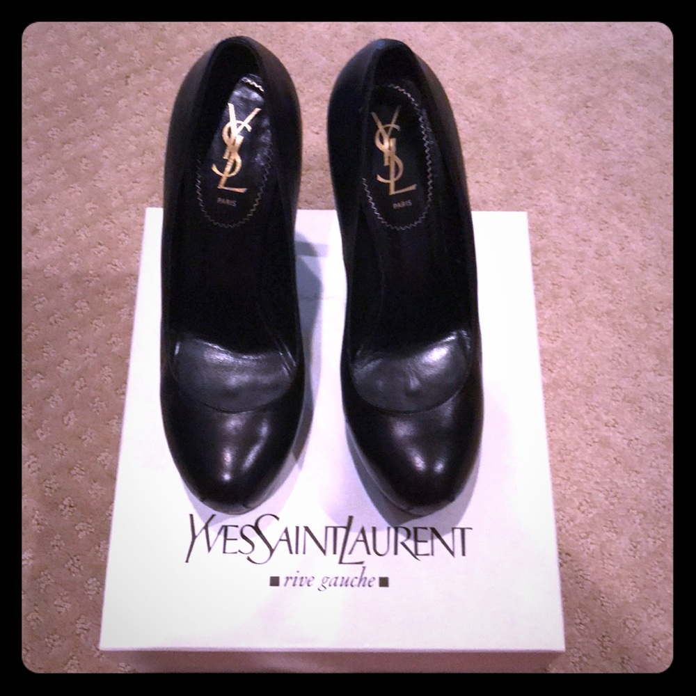YSL Tribute 105 Pump black leather